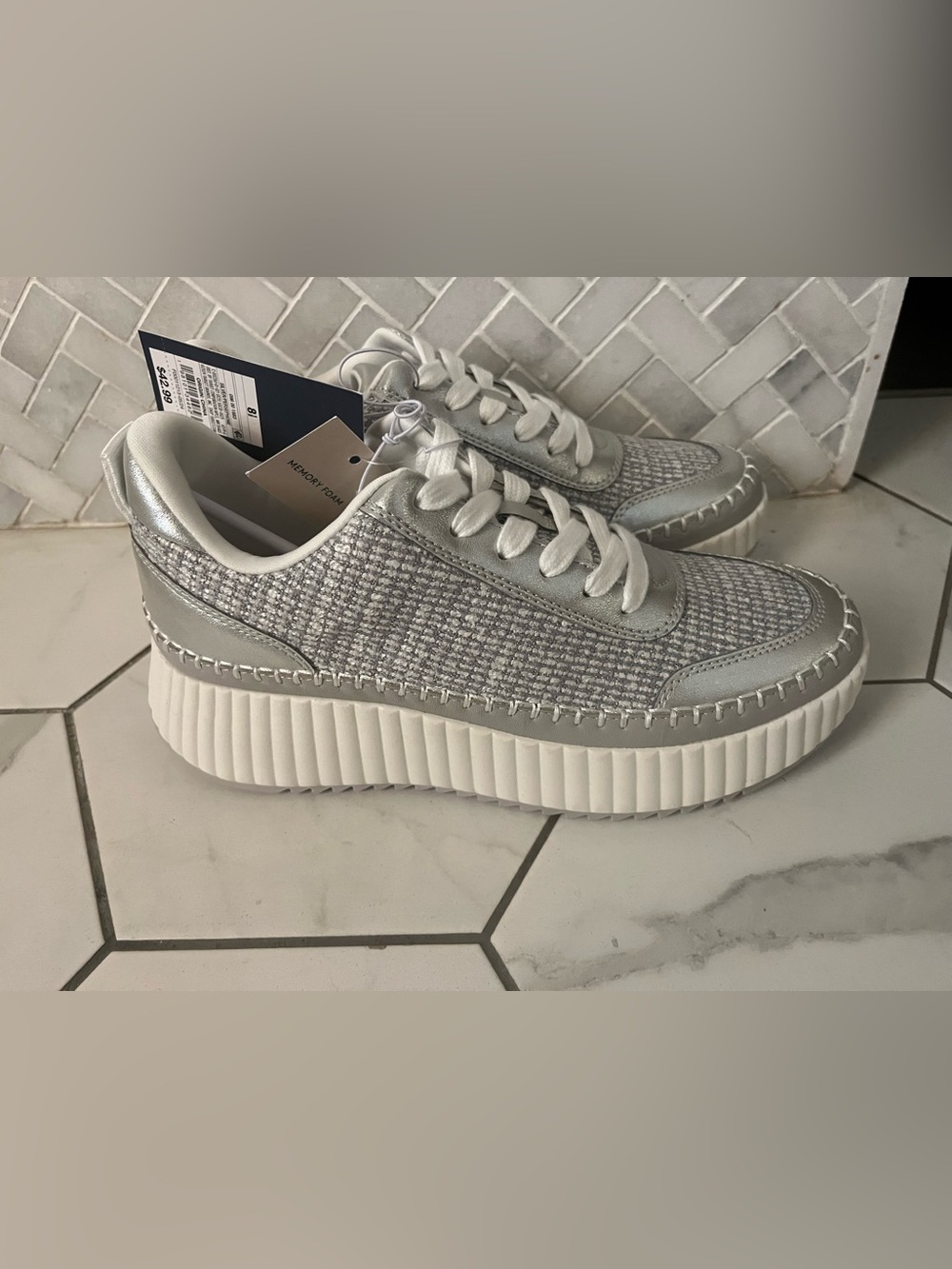 Universal Thread Silver Textured Platform Lace-Up Sneakers